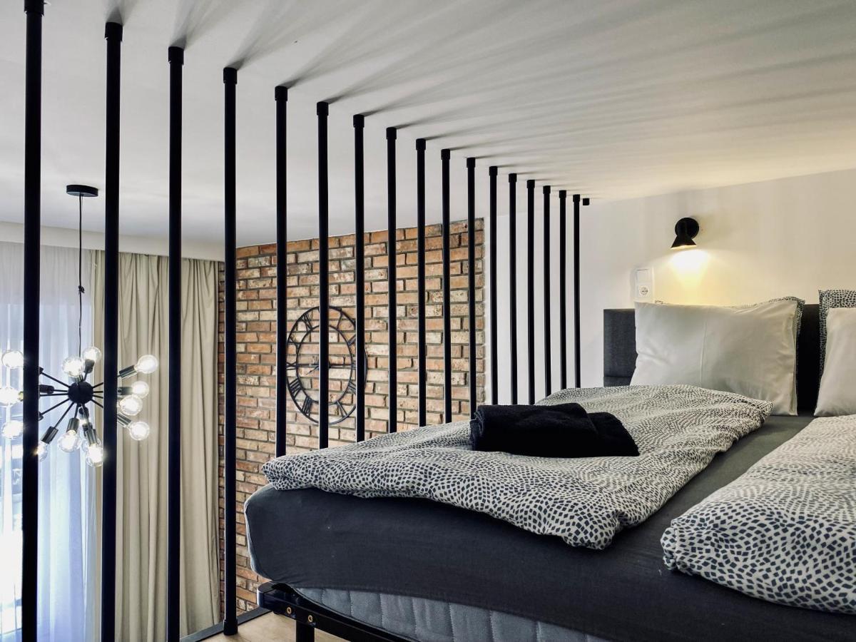 Apartment Premium Jacuzzi For Couples, Old Town คราคูฟ ภายนอก รูปภาพ